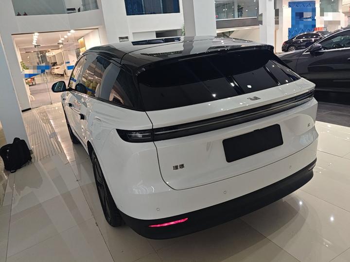Li Auto i6 2025 RWD Standard photo 4