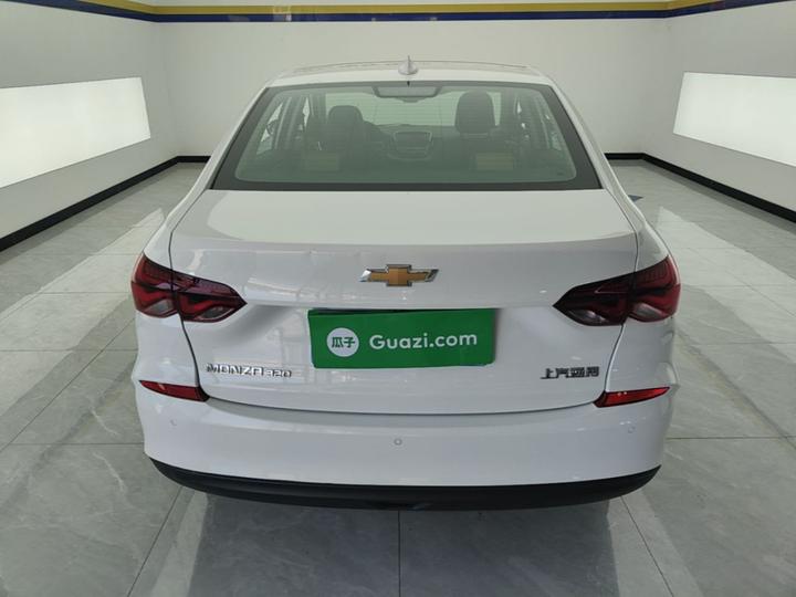 Cruze 2020 320 AT photo 5