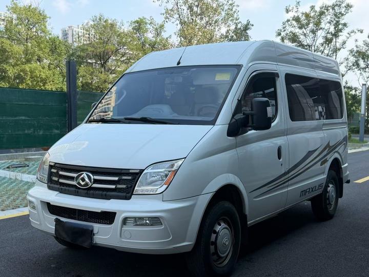 MAXUS V80 2023 2.0T MT Classic Short Wheelbase 5/6-Seater