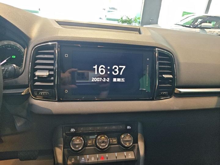 Karoq 2018 TSI280 Luxury China V photo 4