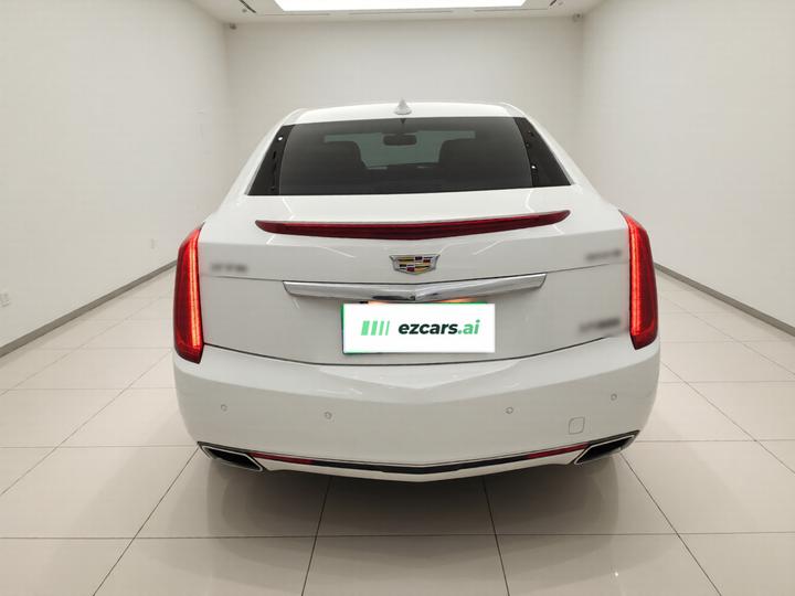 XTS 2017 28T Tech photo 3