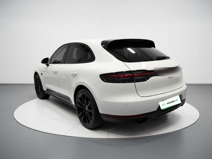 2018 Macan 2.0T photo 4
