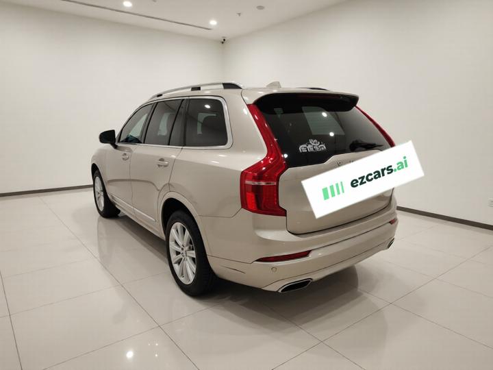 XC90 2018 T6 7-Seater photo 4