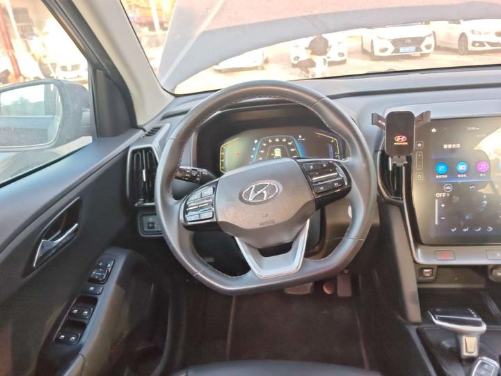 ix35 2021 2.0L AT RWD GLS Leading photo 6