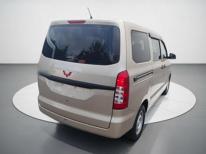 Wuling Hongguang V 2022 1.5L LAR photo 4