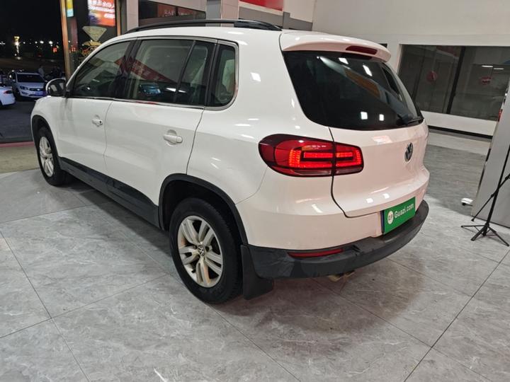 Tiguan 2016 300TSI AT RWD photo 4