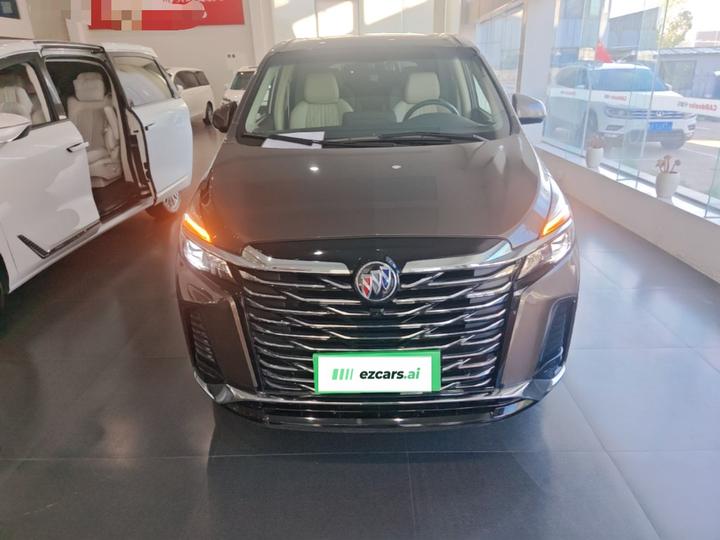 GL8 2023 Facelift Luxury photo 2
