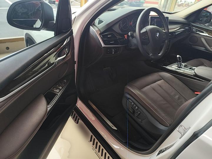 X5 Imported 2015 xDrive28i photo 3