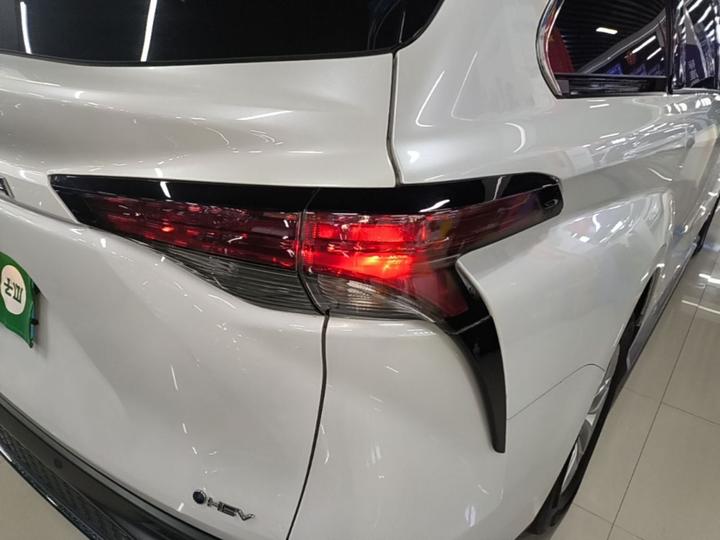 Granvia 2024 2.5L Hybrid Comfort photo 7