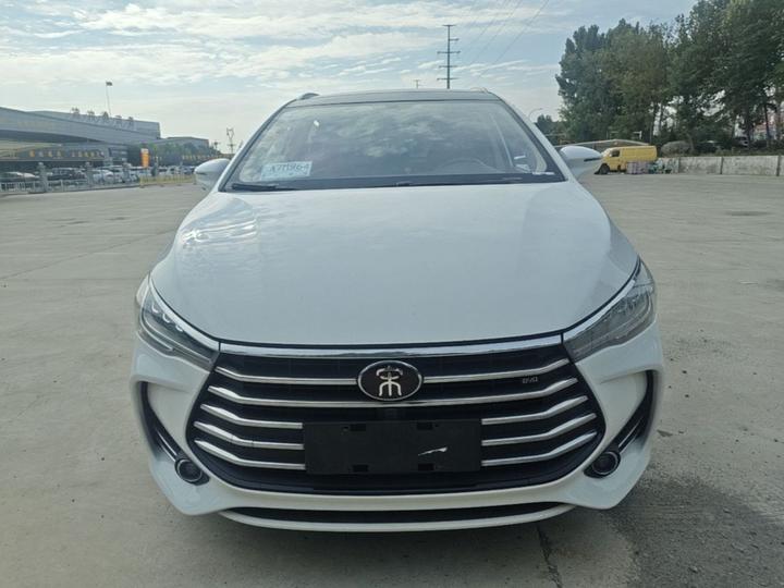 Song MAX 2017 1.5T AT Connected Elite 7-Seater photo 2