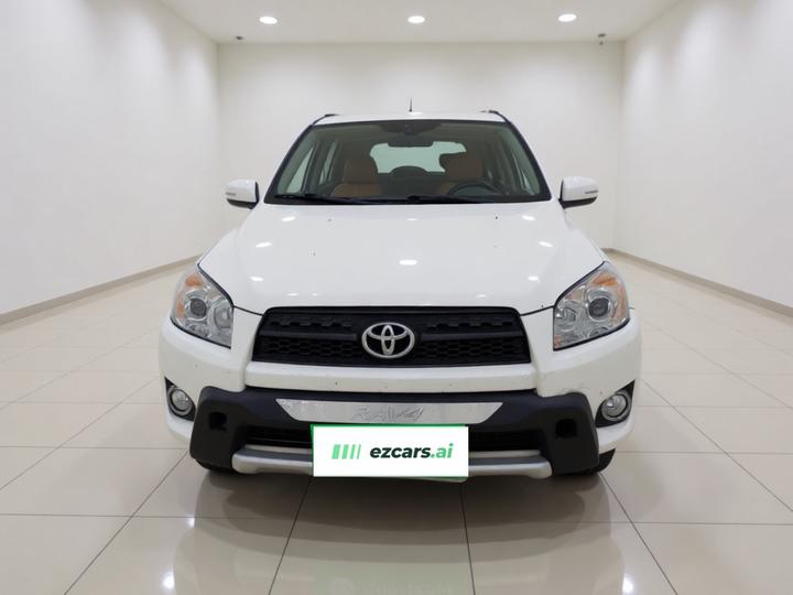 RAV4 2011 2.0L MT Classic photo 2