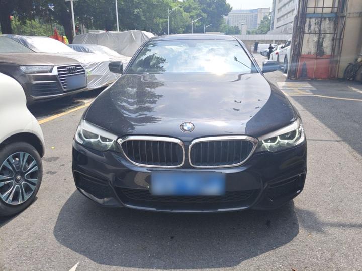 5 Series 2019 525Li M Sport Package photo 2