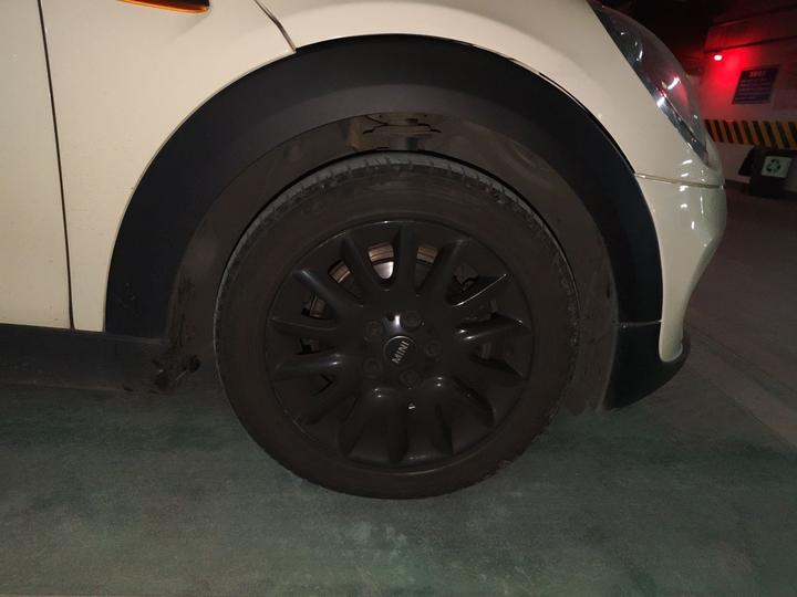 2016 1.2T ONE 5-Door photo 8