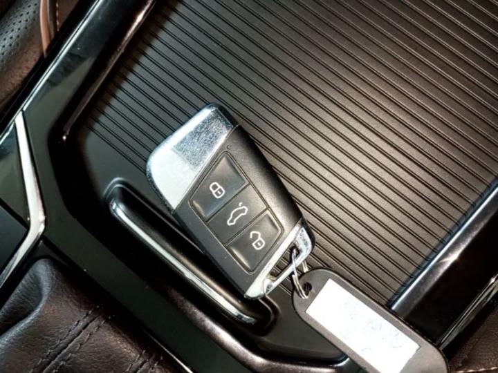 Passat 2019 330TSI Luxury China VI photo 8