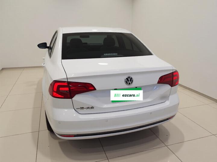 Bora 2018 1.5L AT Comfort photo 3