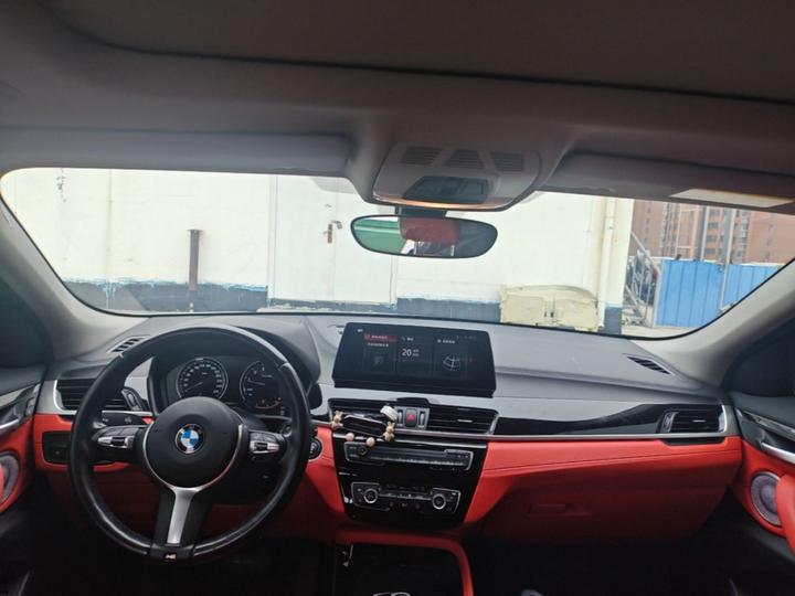 X2 2022 sDrive25i M Sport Package photo 5