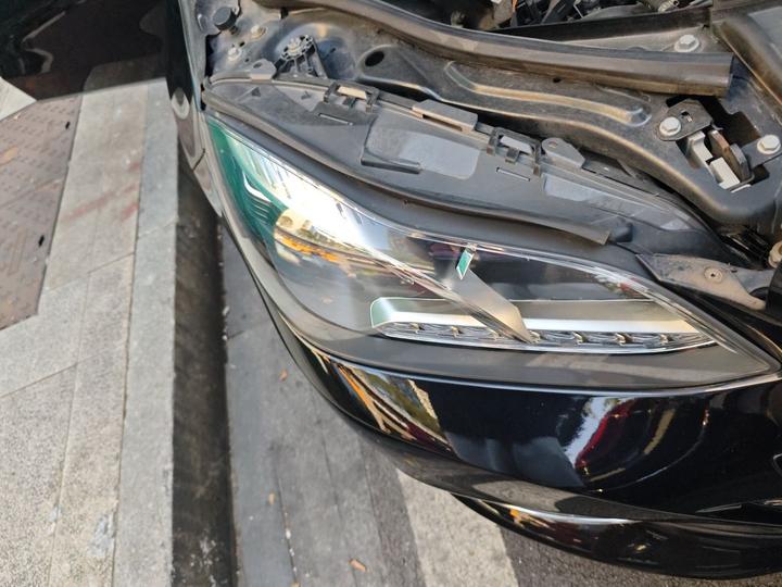 E-Class 2015 Facelift E 180 L Sport photo 7