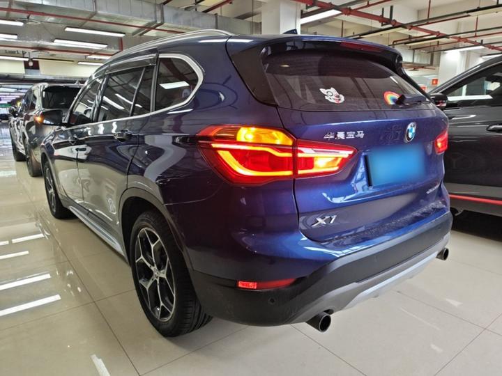 X1 2018 xDrive20Li Exclusive photo 4