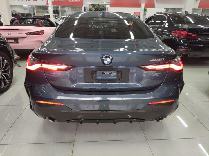 4 Series 2023 425i M Sport Package photo 5