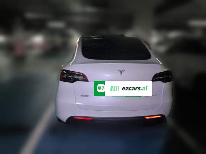 Model Y 2022 RWD photo 5