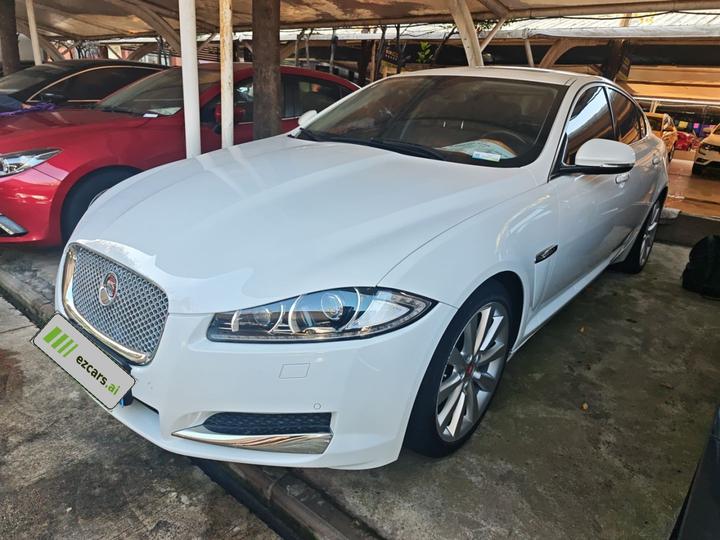 XF 2015 XF 2.0T Luxury