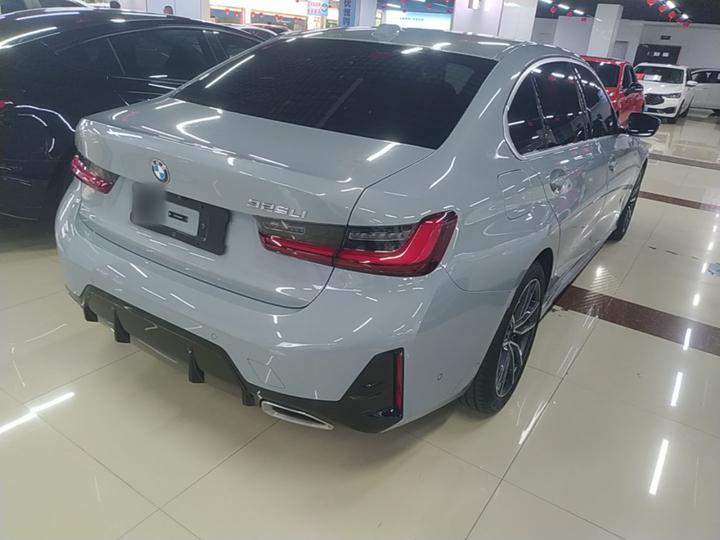 3 Series 2025 325Li M Sport Package photo 4