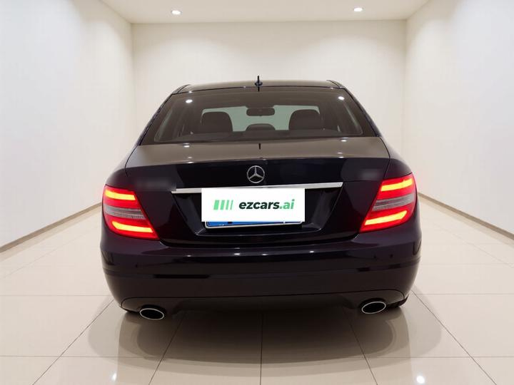 C-Class 2011 C 180K Classic photo 5