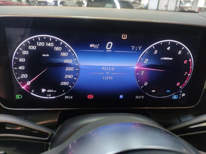GLC 2024 GLC 260 L 4MATIC Dynamic 5-Seater photo 7