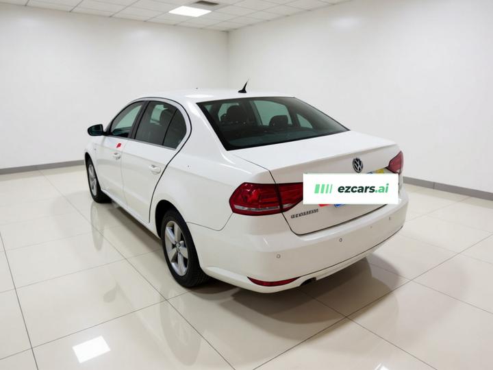 Lavida 2015 1.6L MT photo 4