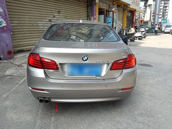 5 Series 2014 520Li photo 5