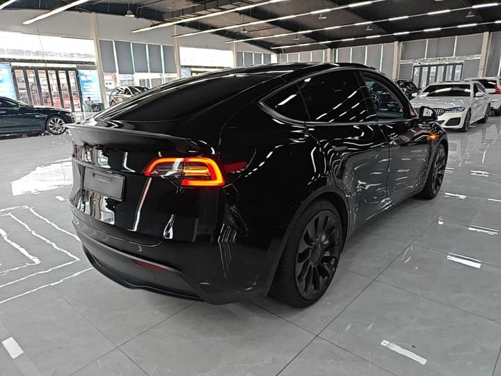 Model Y 2022 Performance AWD photo 4