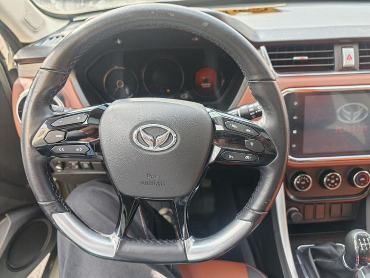 S3 2017 1.5L MT Luxury photo 5