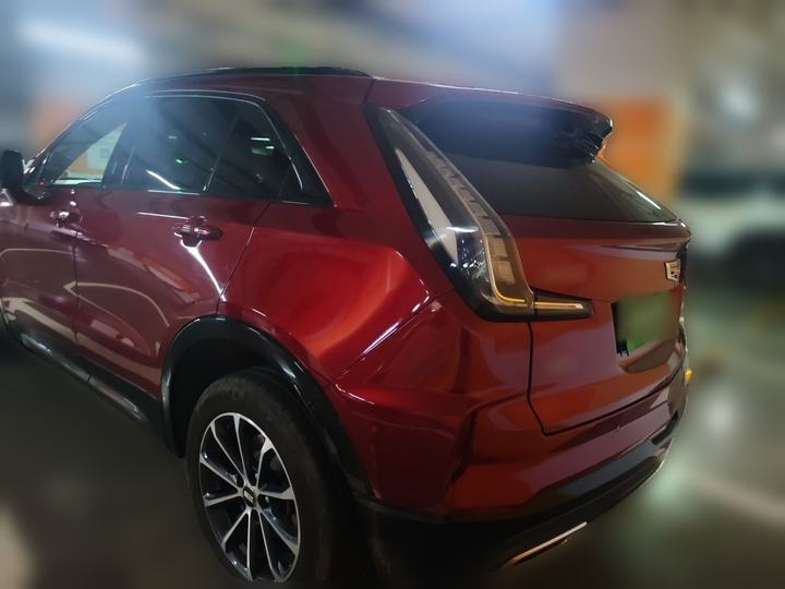 XT4 2024 28T AWD Luxury photo 4