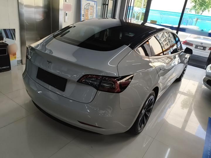 Model 3 2022 RWD photo 4
