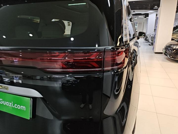 D9 2024 EV 600 AWD Premium photo 7