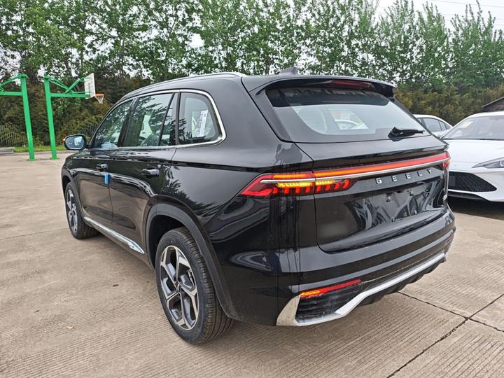 Xingyue L 2024 2.0TD DCT EVO RWD photo 4