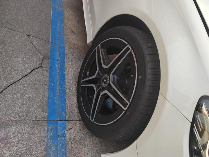 C-Class Imported 2020 C 200 Coupe photo 8