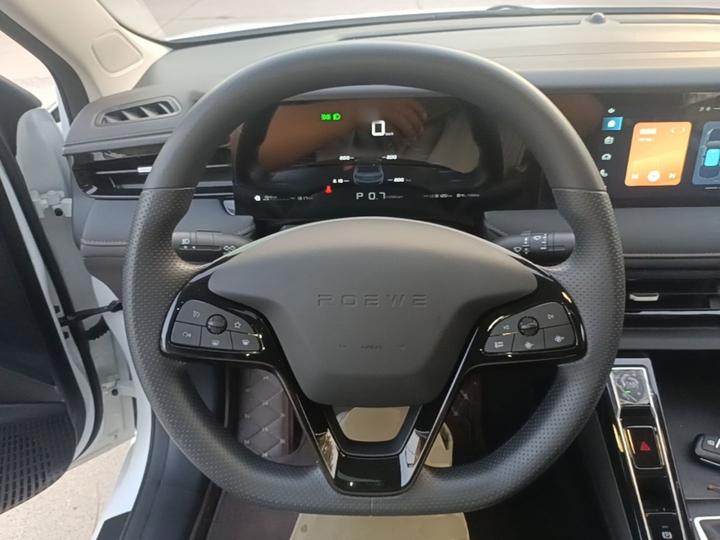 i5 2023 1.5L CVT Luxury photo 6