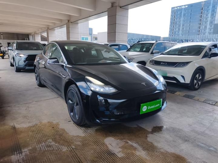 Model 3 2020 Standard Range RWD Upgraded photo 3
