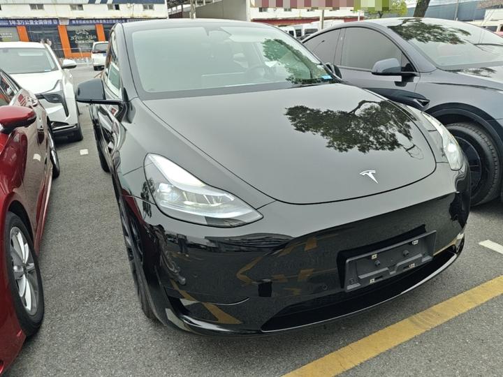 Model Y 2022 Facelift RWD photo 3
