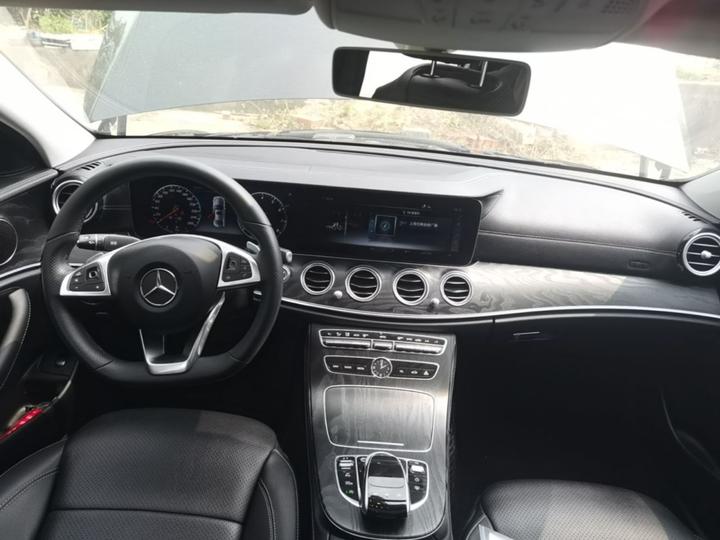 E-Class 2018 Facelift E 300 L Sport Luxury photo 5