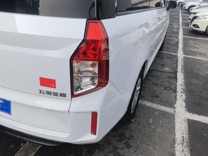 Wuling 2021 1.5T MT Luxury photo 7