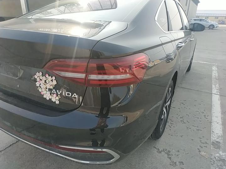 Lavida 2024 1.5L AT photo 7