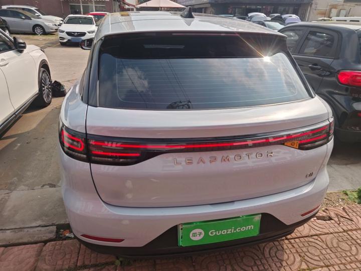 Leapmotor C11 2023 EV 500 Comfort photo 3