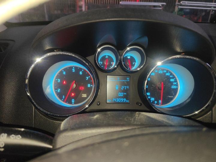 CS35 2015 1.6L MT Luxury IV photo 8
