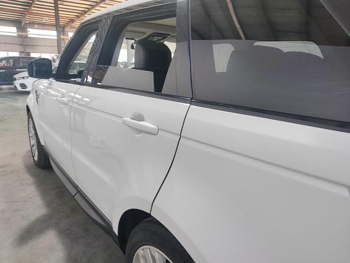 Range Rover Sport 2014 3.0 SC V6 HSE DYNAMIC photo 4