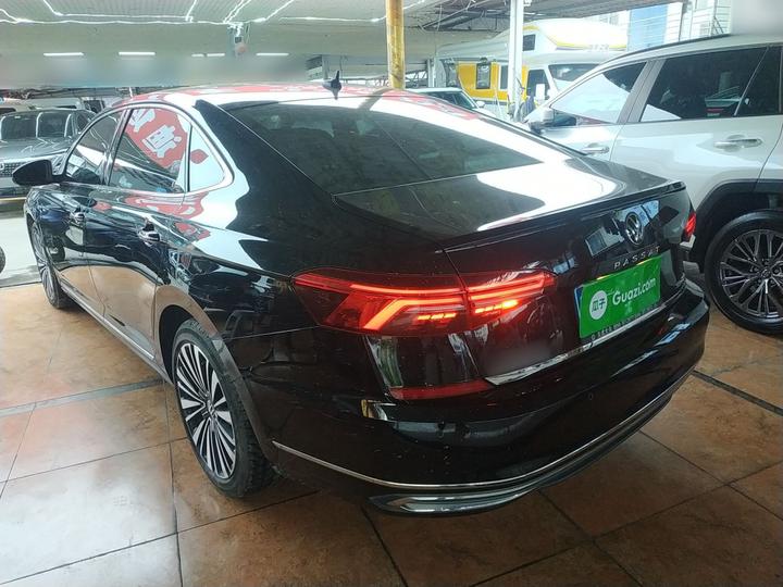 Passat 2020 Facelift 330TSI Luxury China VI photo 4