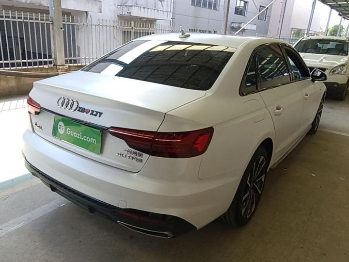 A4L 2023 40 TFSI Luxury Dynamic photo 4