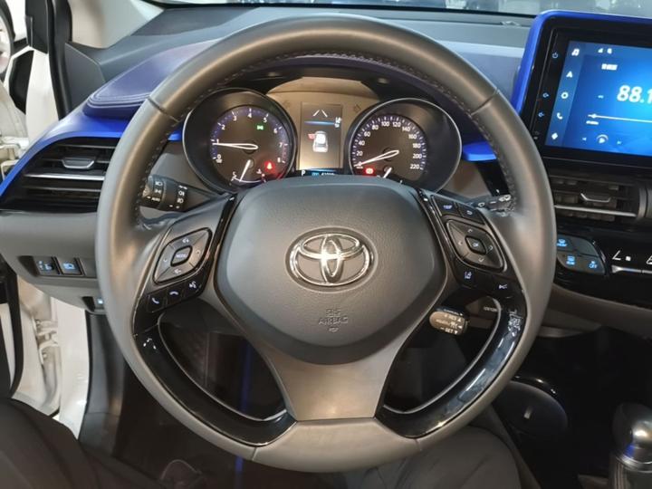 C-HR 2021 2.0L Luxury photo 6