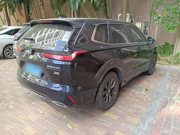 Breeze 2023 240TURBO RWD Luxury 5-Seater photo 4